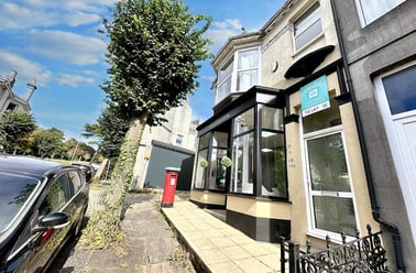 Seymour Avenue, Lipson, Plymouth - Image 3